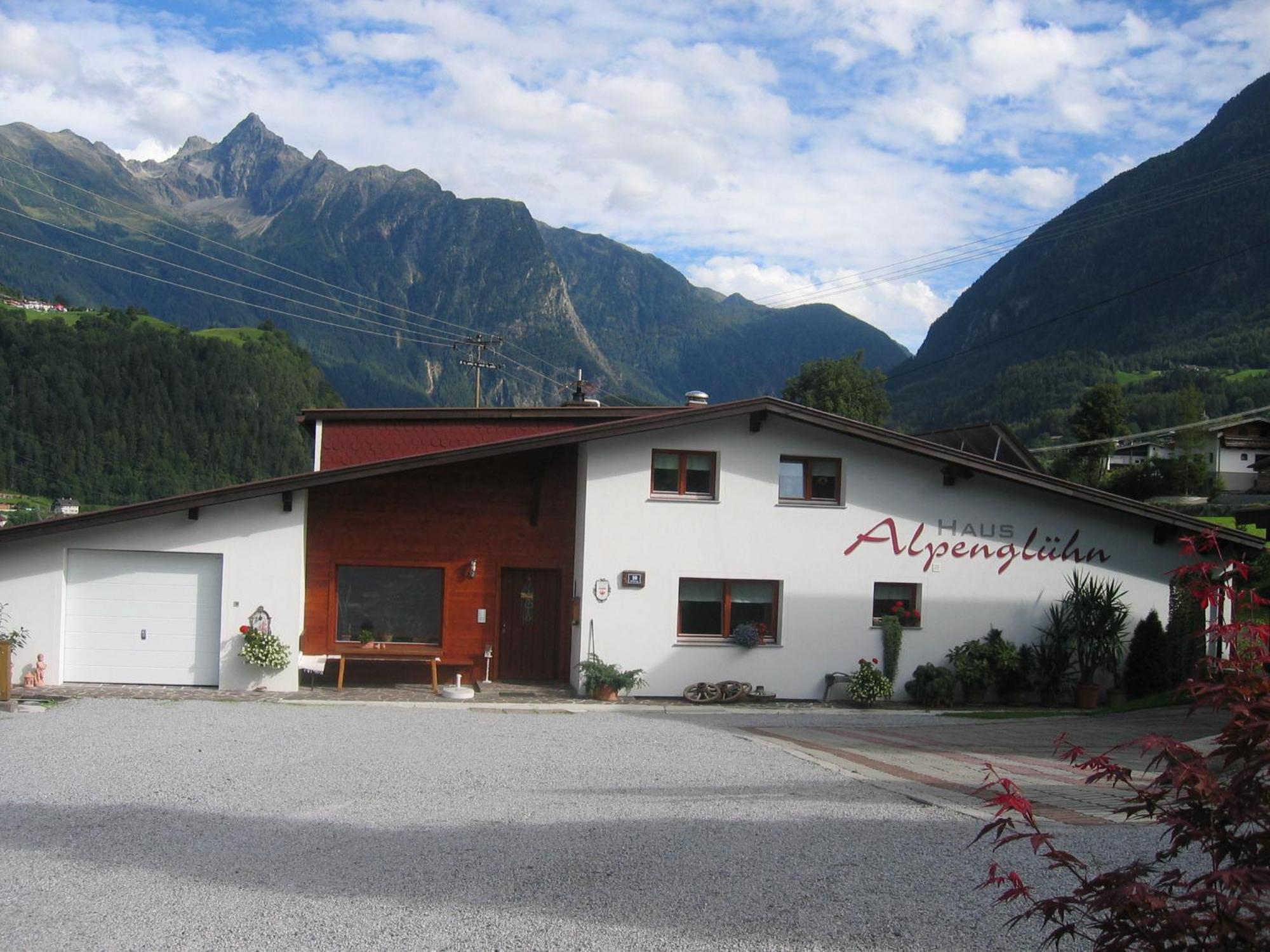 Haus Alpengluehn Otel Sautens Dış mekan fotoğraf